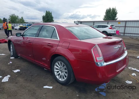 2012 Chrysler 300 из США, поврежденный, VIN 2C3CCAAG8CH198725